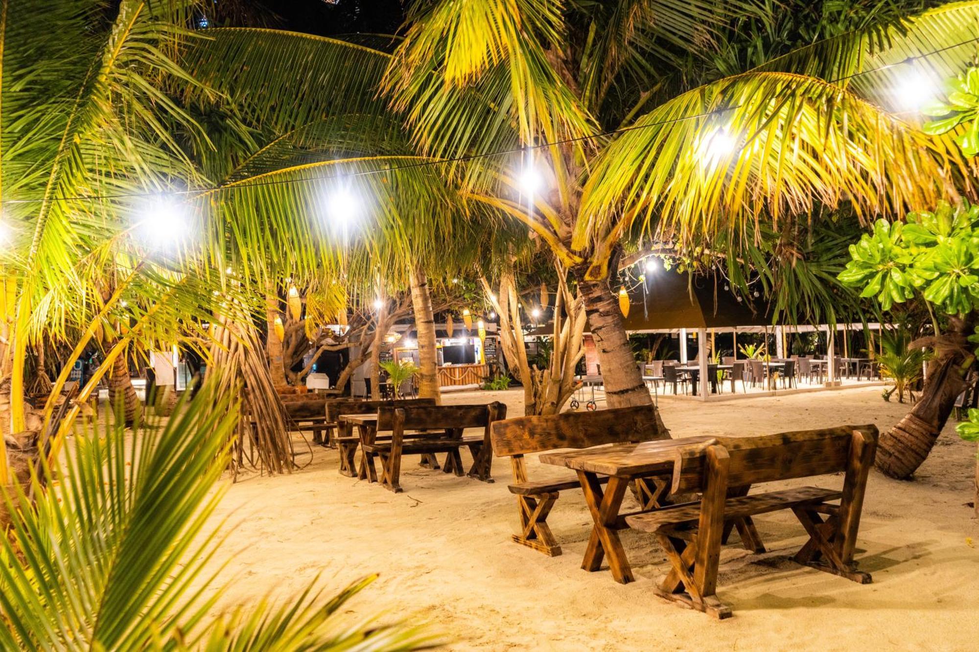 Dhiffushi Inn Exteriér fotografie